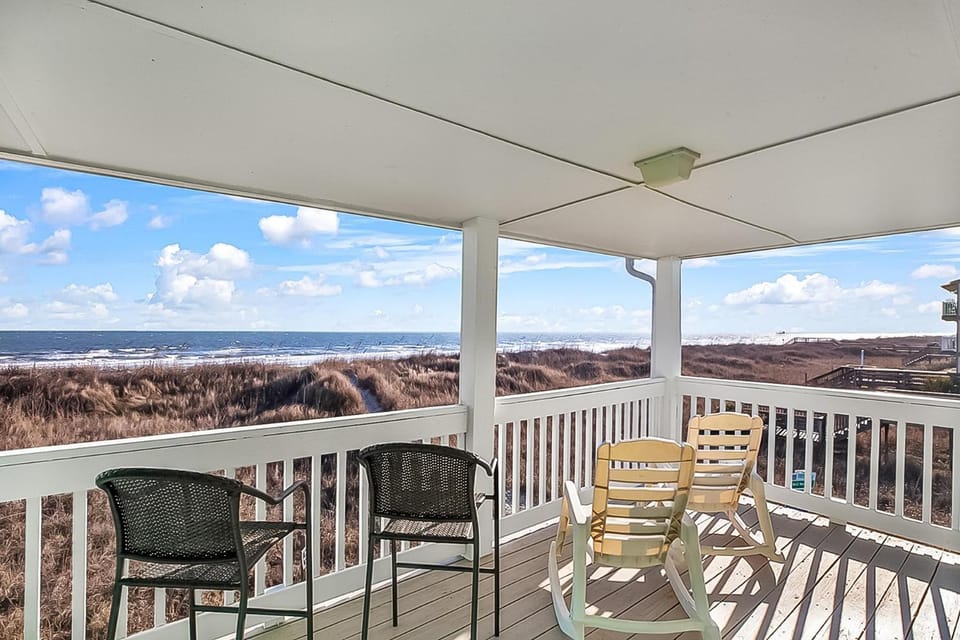 Day, Natural landscape, View (from property/room), Balcony/Terrace, Living room, Seating area, Dining area, Sea view