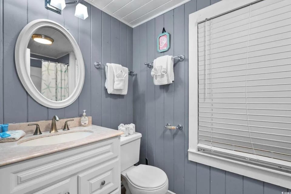 Bathroom, towels, washing machine, dryer