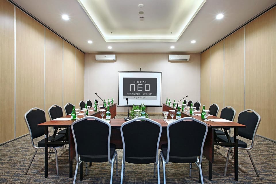 Meeting/conference room