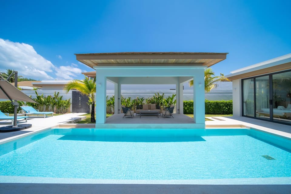 Day, Pool view, Swimming pool