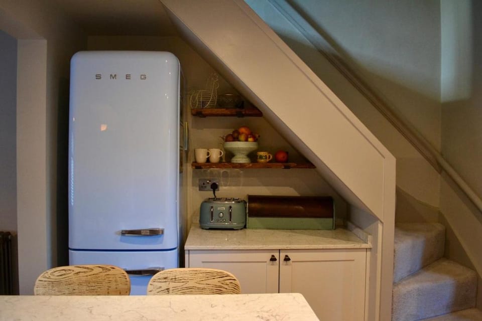 Timeless high street hideaway Apartment in Mid Sussex District