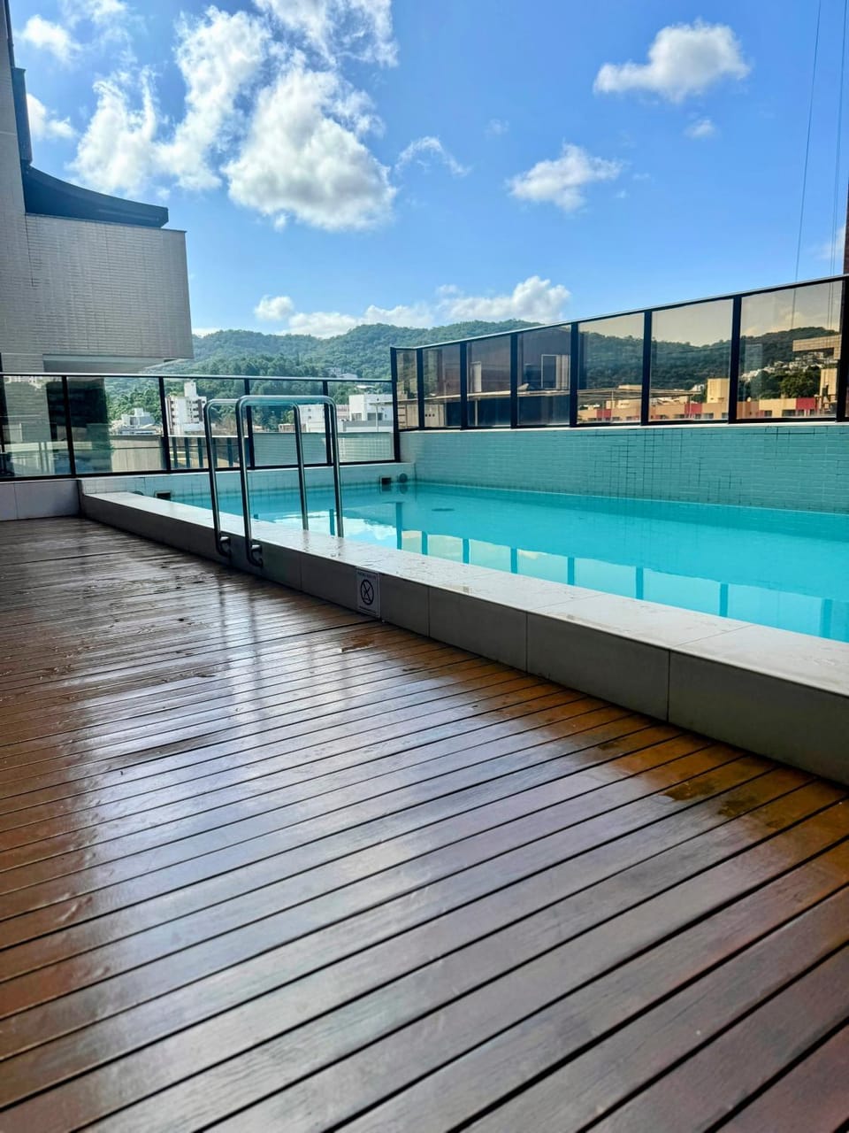 Day, Natural landscape, Pool view, Swimming pool