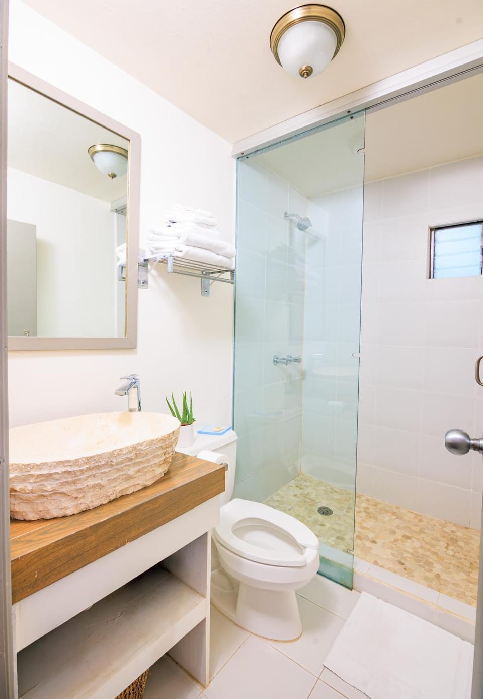 Bathroom, towels
