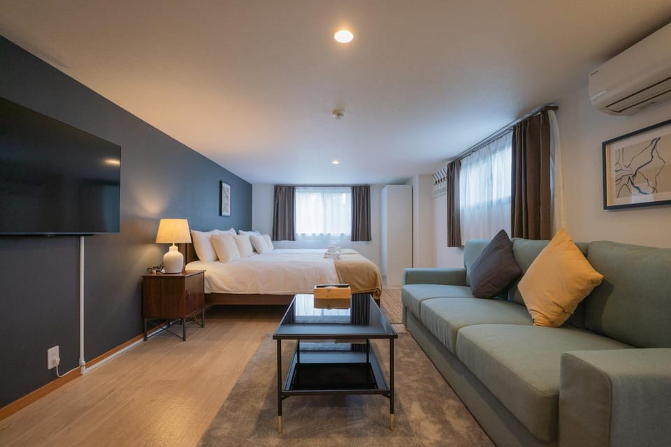 Photo of the whole room