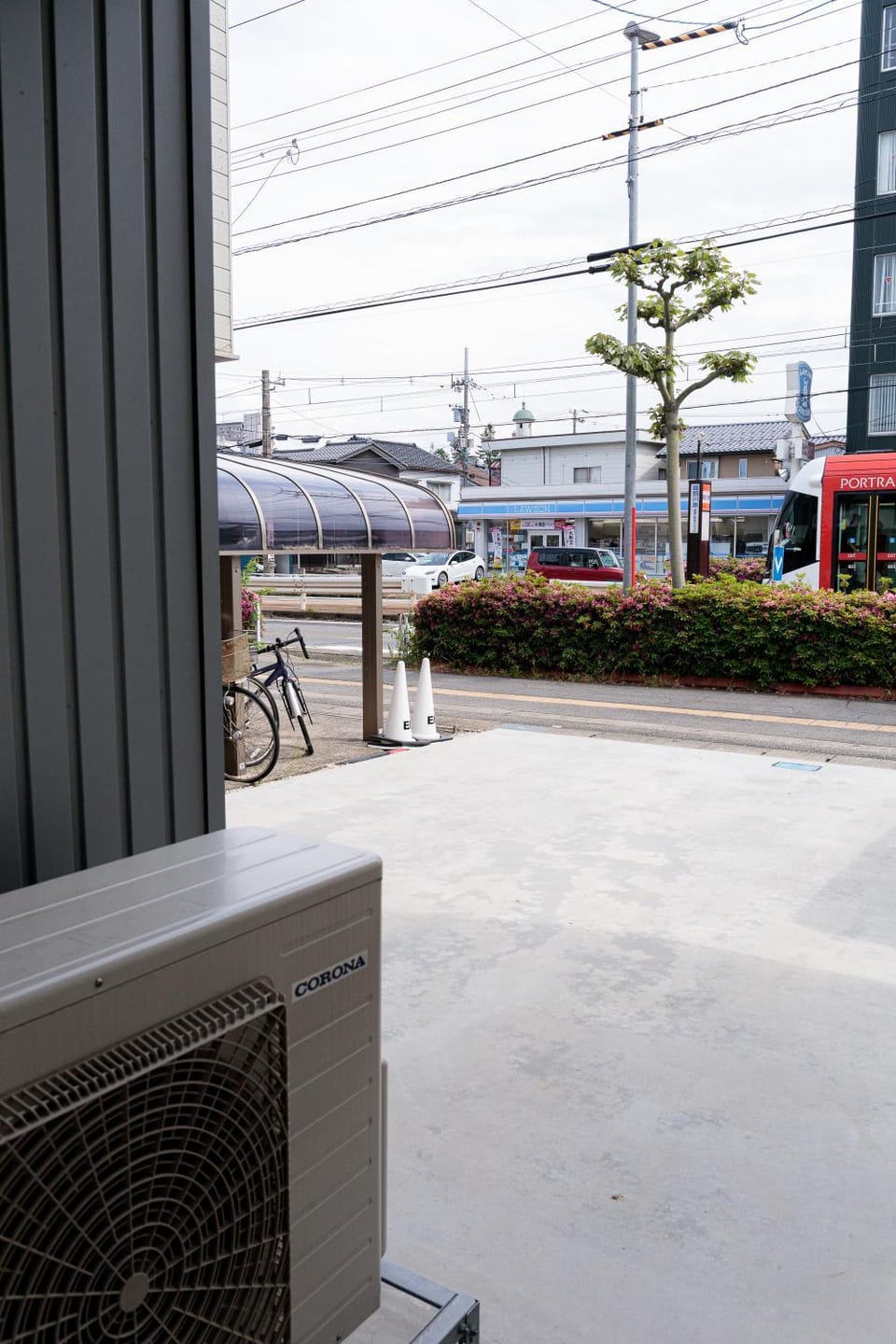 Suwa Tram Stay Bed and Breakfast in Ishikawa Prefecture