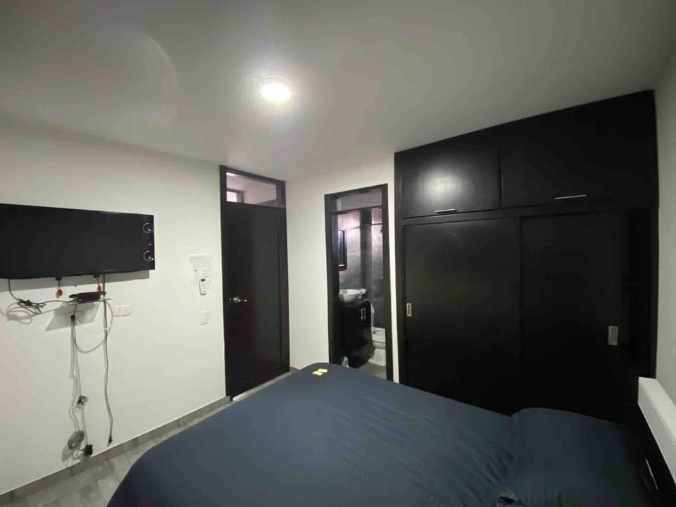 Communal lounge/ TV room, Bed, TV and multimedia, Bedroom, wardrobe