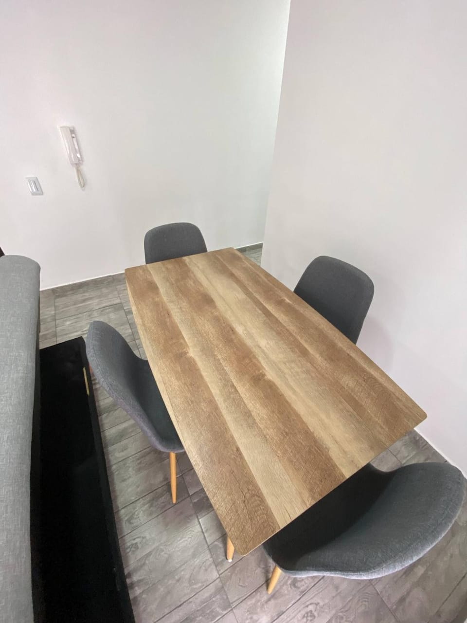Restaurant/places to eat, Seating area, Dining area