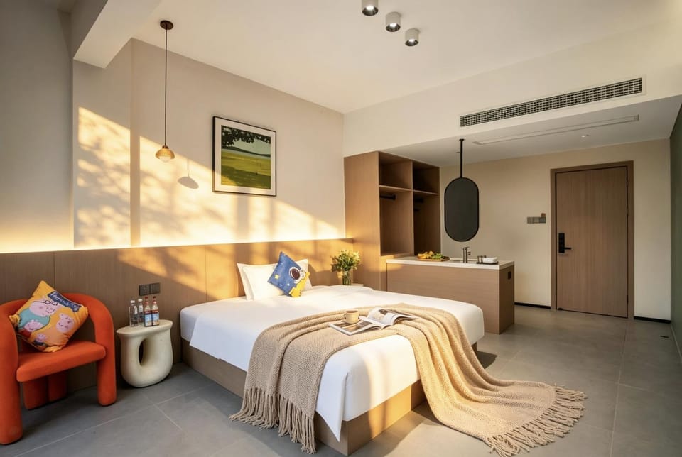 Yangshuo Miss Deng Colorful House Vacation rental in China