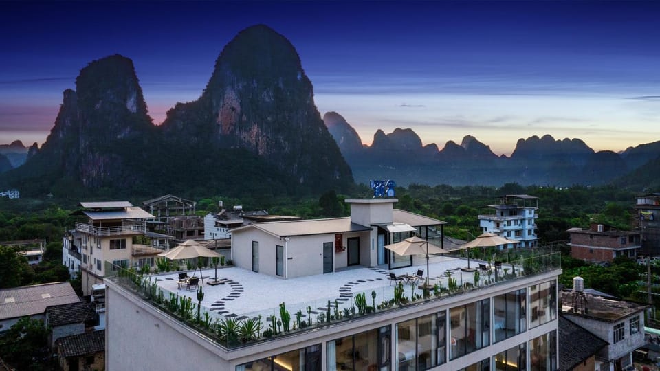 Nearby landmark, Natural landscape, Bird's eye view, Garden, View (from property/room), Balcony/Terrace, Mountain view
