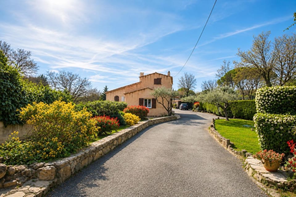 Day, Garden, Garden view, Parking