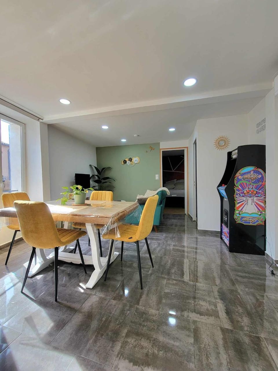 Game Room, TV and multimedia, Kitchen or kitchenette, Living room, Seating area, Dining area, internet, air conditioner