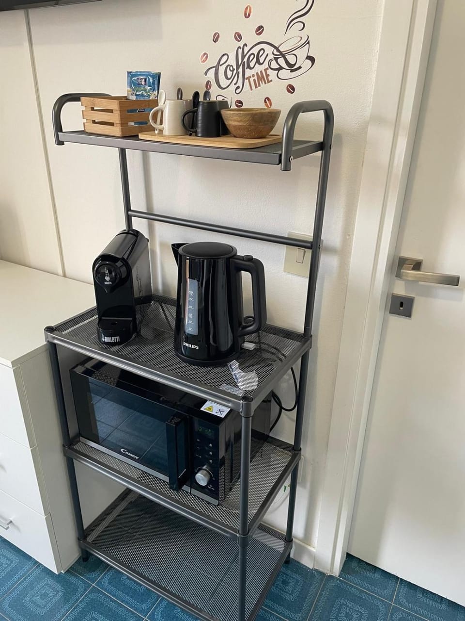 Coffee/tea facilities