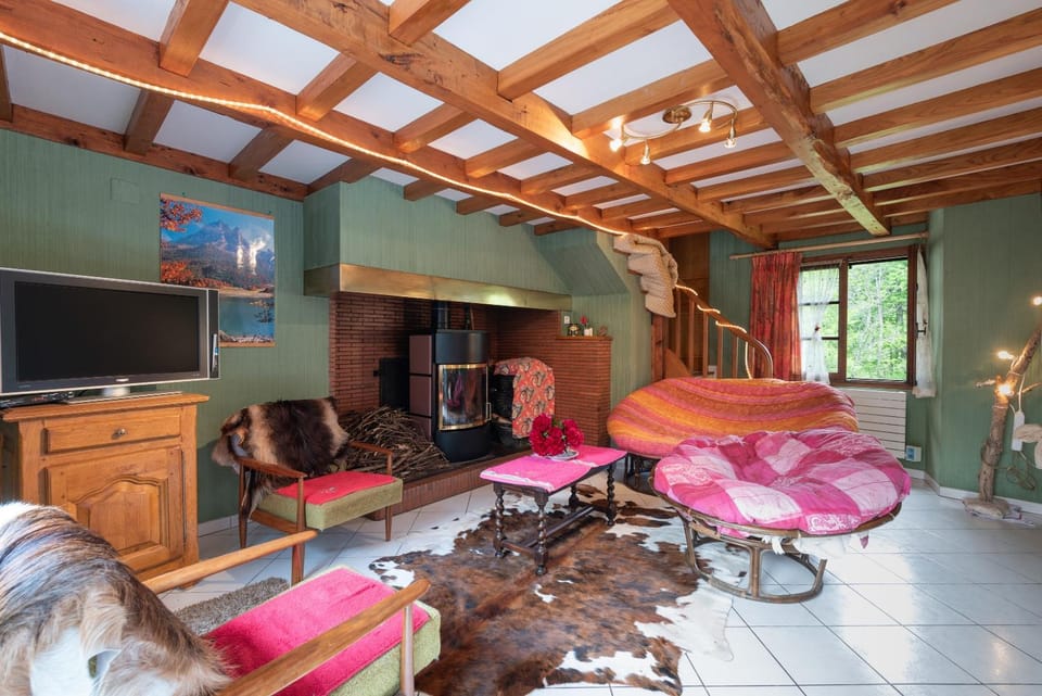 Property building, Living room