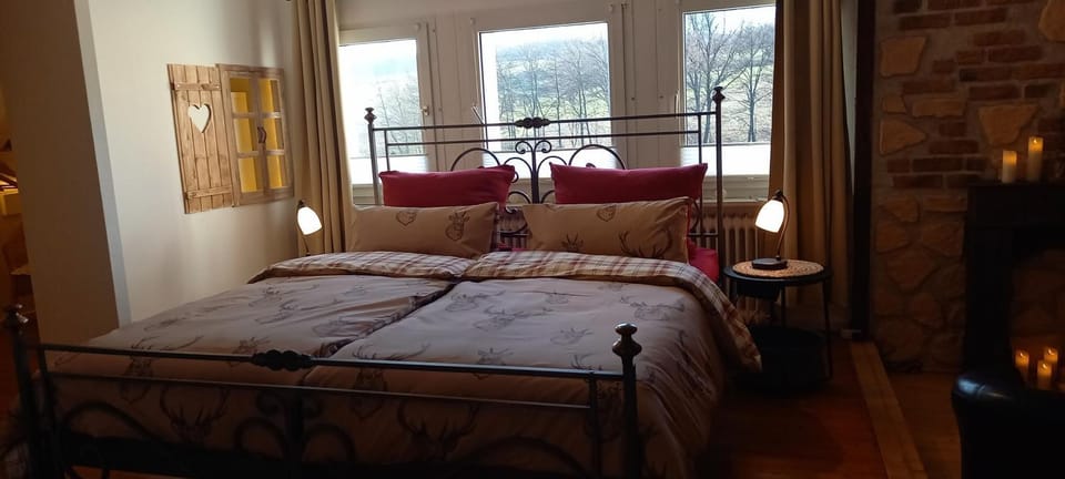 Living room, Bedroom