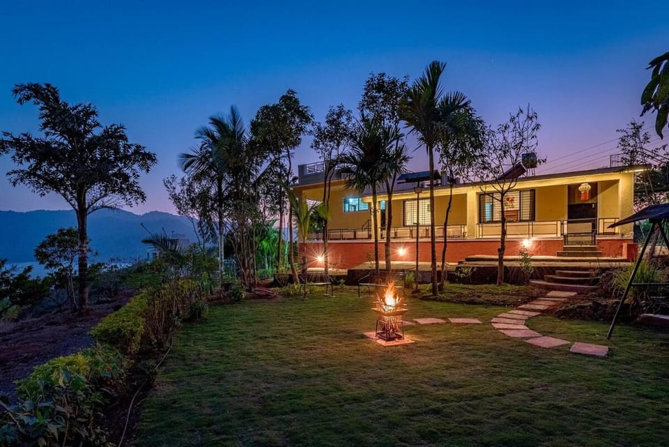 CosmicStays Countryside Panorama-Lakeview Bungalow Villa in Maharashtra