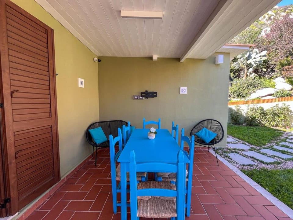 Privacy and relax- Nice house 5 minutes from the beach Apartment in Costa Rei