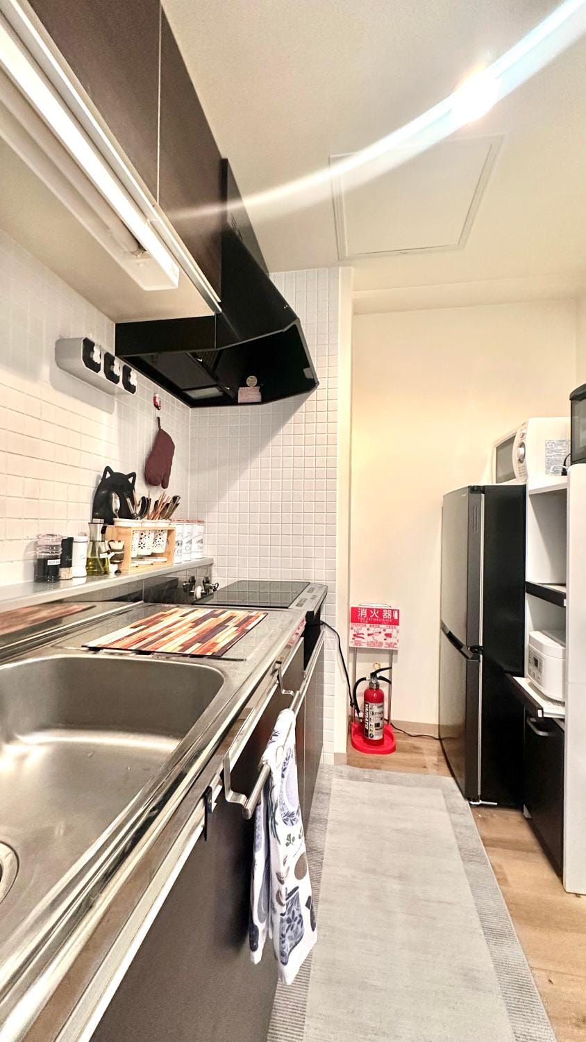 Kitchen or kitchenette