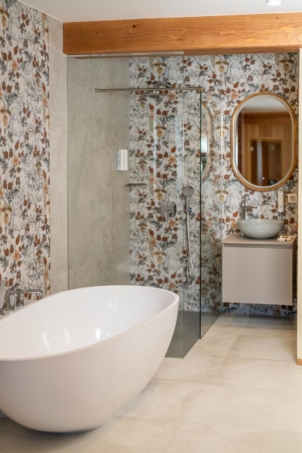 Shower, Bathroom, Decorative detail, Bath, towels