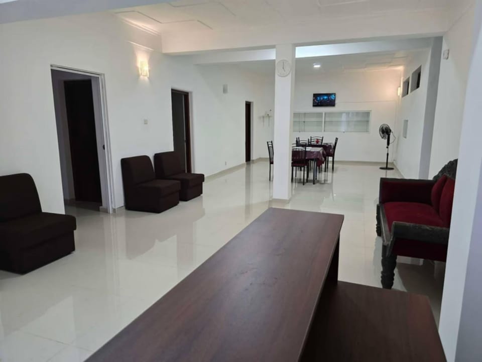 Restaurant/places to eat, Communal lounge/ TV room, Lobby or reception, Other, Seating area, Meeting/conference room