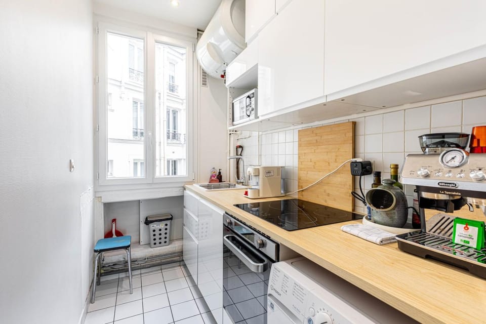 GuestReady- Modern Comfort near Parc Monceau for 6 Apartment in Paris