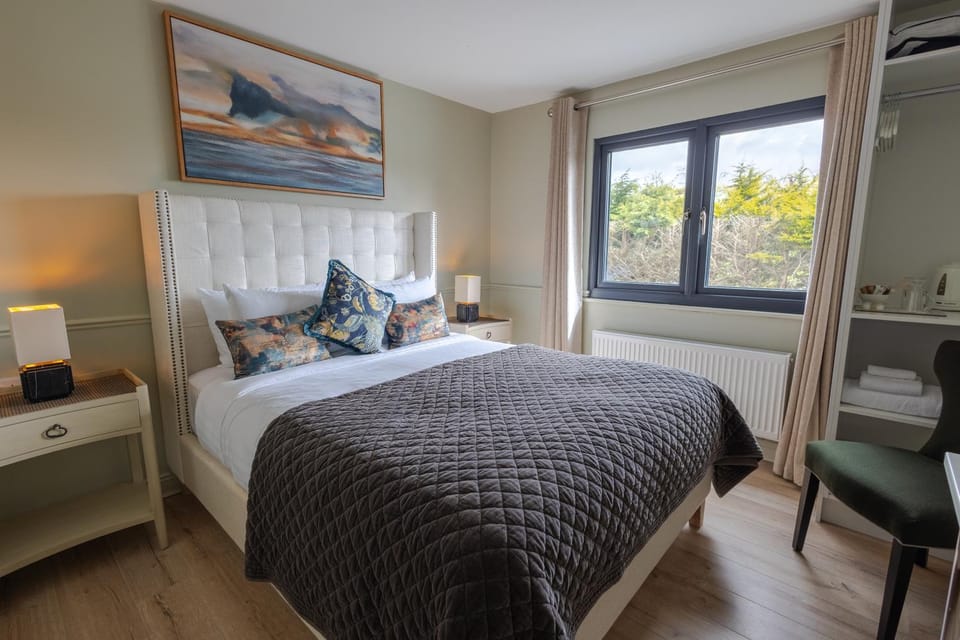 Bed, Decorative detail, Bedroom