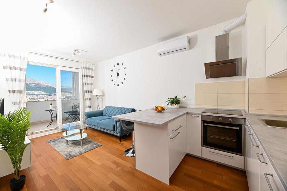 Living room, kitchen