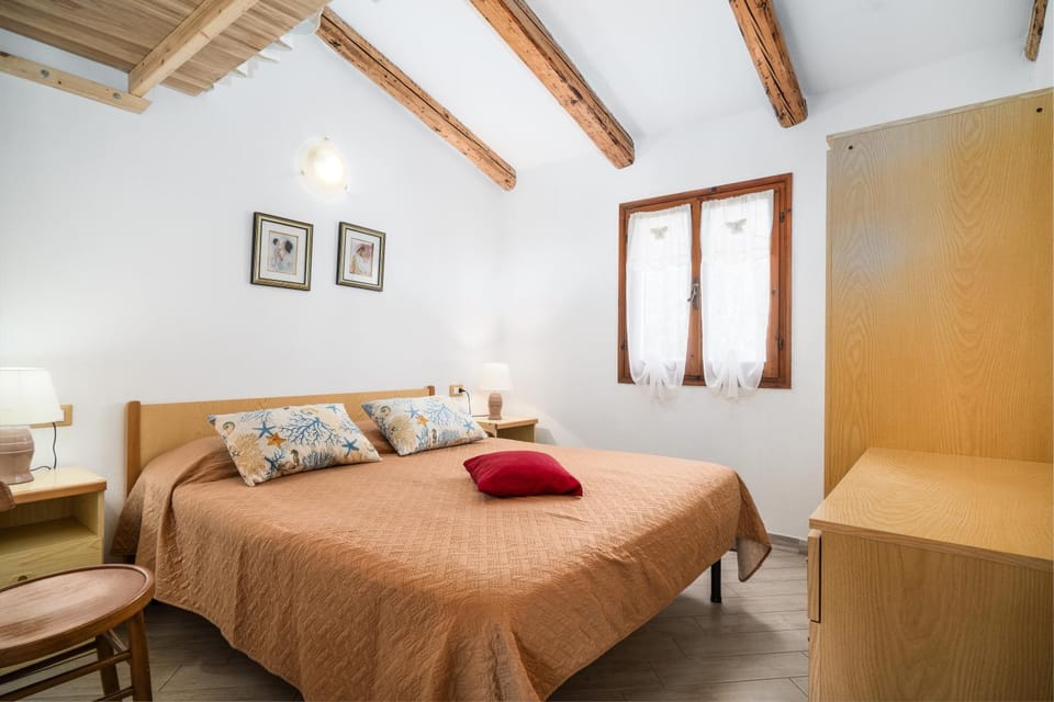 Property building, Living room, Bedroom