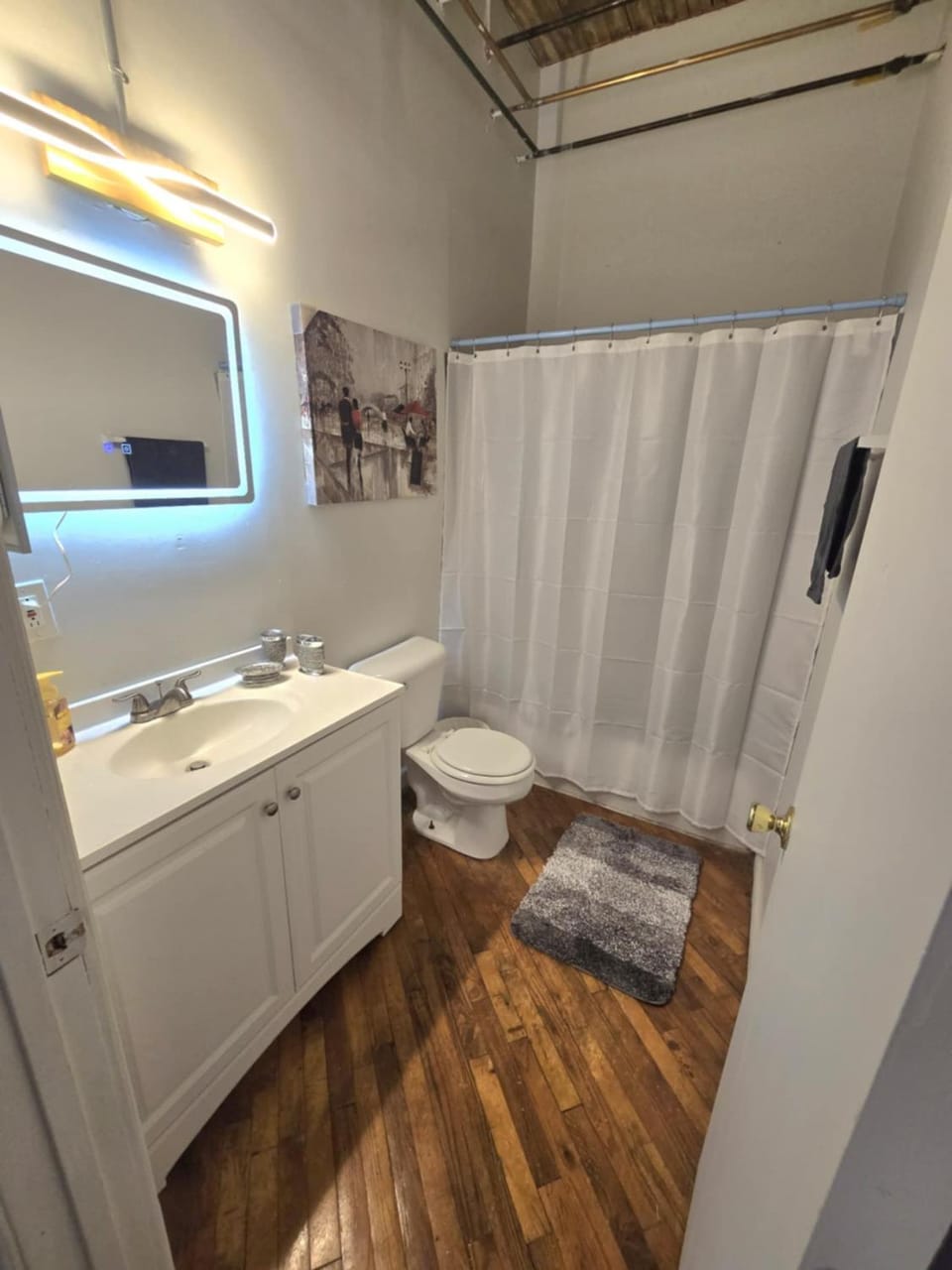 Shower, Toilet, Bathroom, Bath, towels