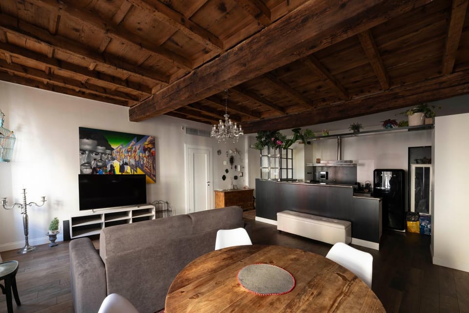 Brera - Castello - Ampio Bilocale Milano Centro Apartment in Milan