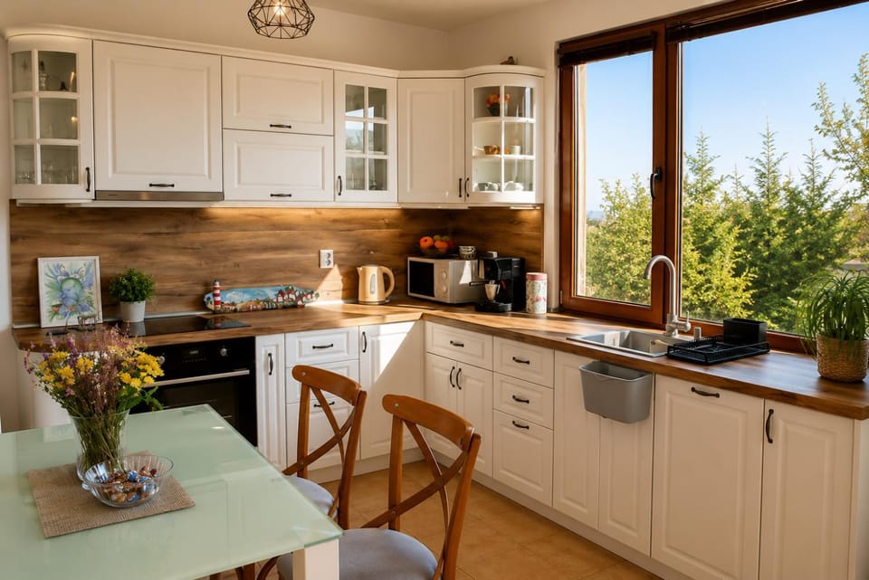Garden, Coffee/tea facilities, Kitchen or kitchenette, Dining area, dishwasher, pet friendly, stove