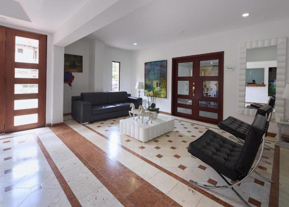Living room, Lobby or reception
