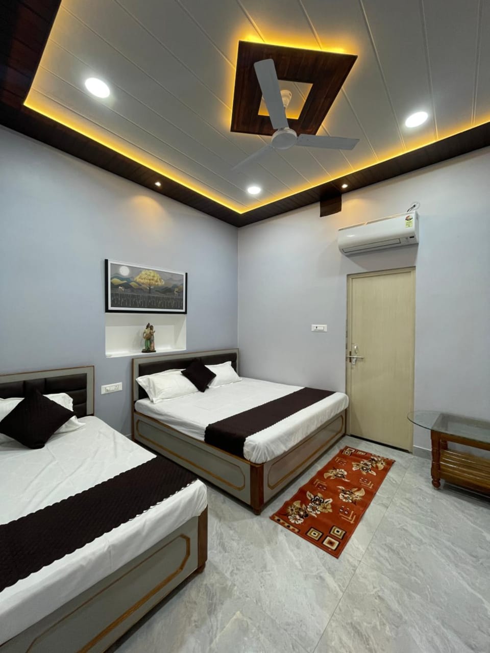 Bed, Photo of the whole room, Bedroom, air conditioner