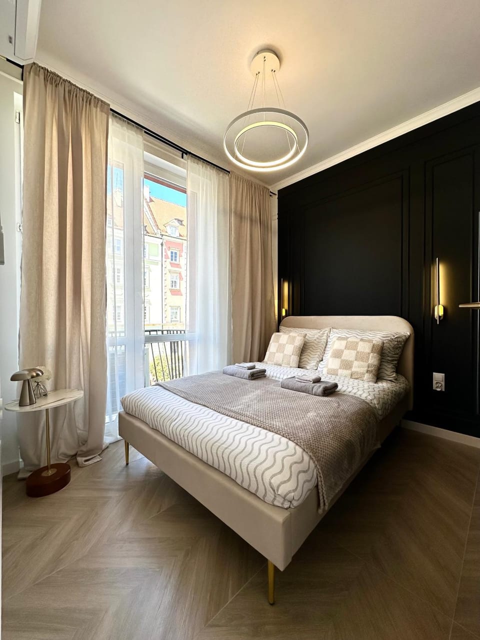 Świdnicka Apartment - 200m Main Square - Self Check-In 20h Apartment in Wroclaw