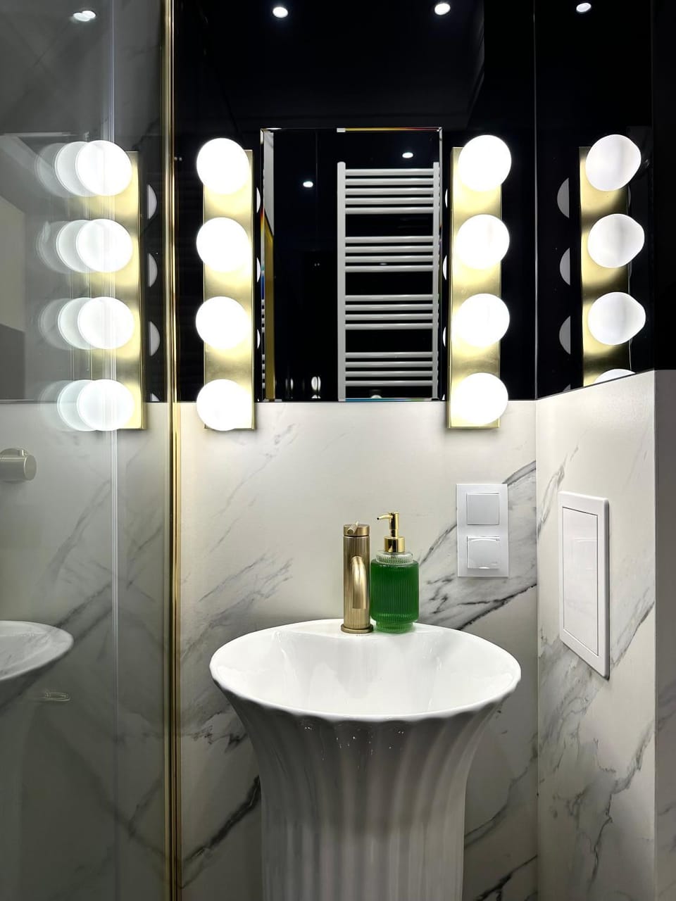 Świdnicka Apartment - 200m Main Square - Self Check-In 20h Apartment in Wroclaw
