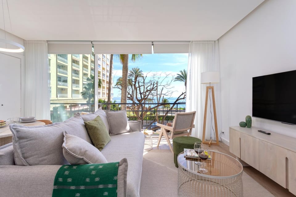 Day, TV and multimedia, Balcony/Terrace, Living room