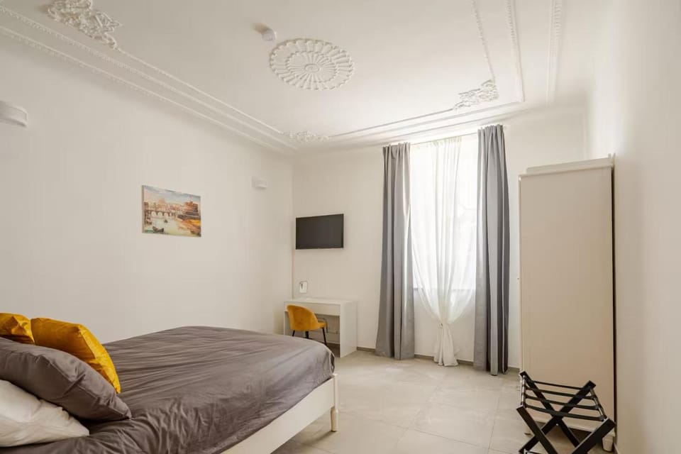 Bed, TV and multimedia, Bedroom, heating, heating, wardrobe, air conditioner, air conditioner