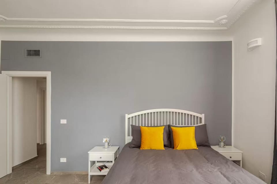 Bed, Photo of the whole room, Bedroom, heating, heating, internet, wardrobe, air conditioner, air conditioner