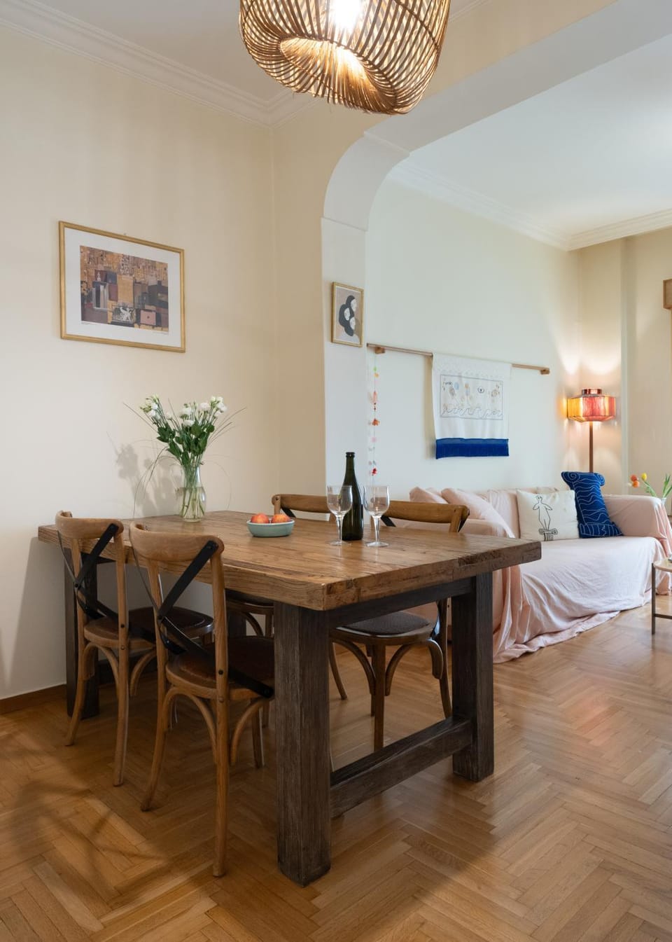 Living room, Seating area, Dining area