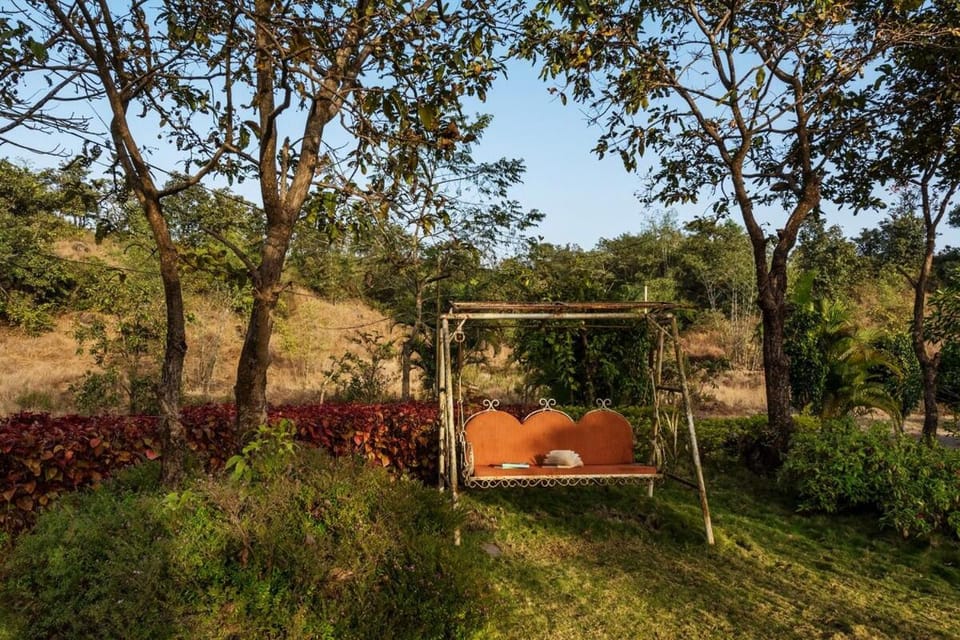 CosmicStays Lazy River Cottage-Stargazers Paradise Villa in Maharashtra