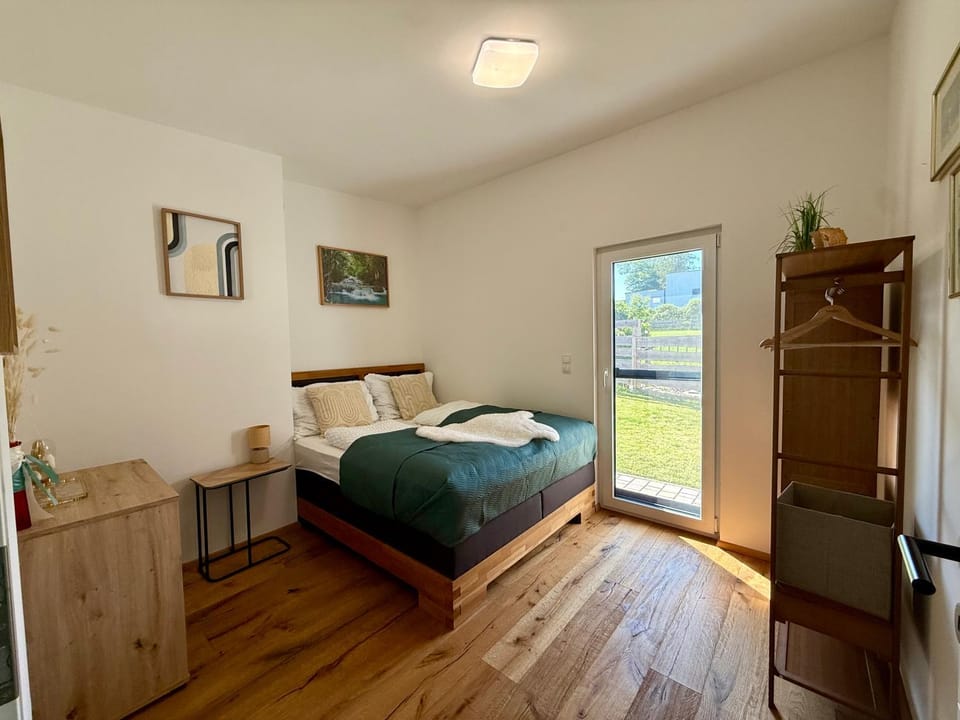 Bed, Photo of the whole room, Bedroom, wardrobe