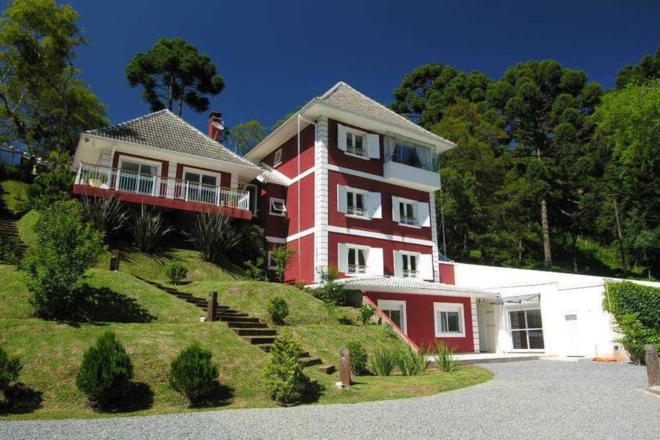 Property building, Spring, Day, Natural landscape, Garden, Balcony/Terrace, Garden view