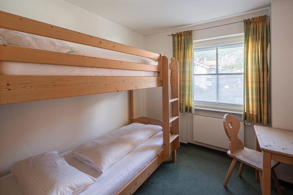 bunk bed