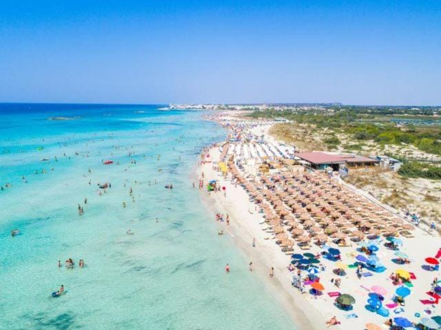 Nearby landmark, Communal lounge/ TV room, Day, People, Natural landscape, Bird's eye view, Beach, Evening entertainment, City view, Sea view, group of guests, sunbed