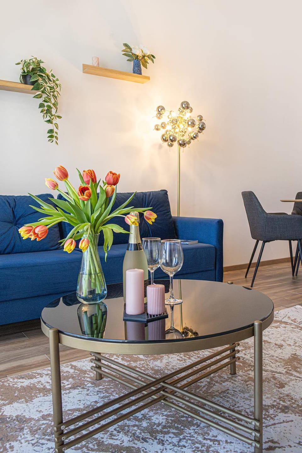 Living room, Seating area