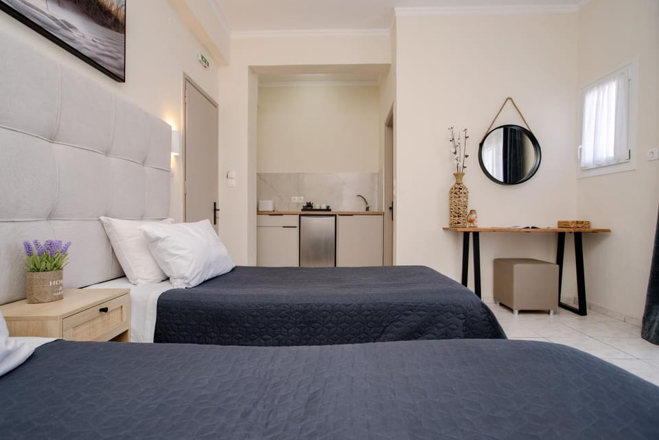 Living room, Bedroom