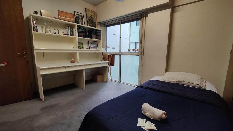 300 m2 floor - With 24/7 security and parking Apartment in Buenos Aires