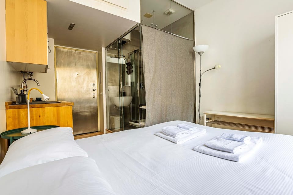 Bed, Bathroom, Photo of the whole room, towels, wardrobe