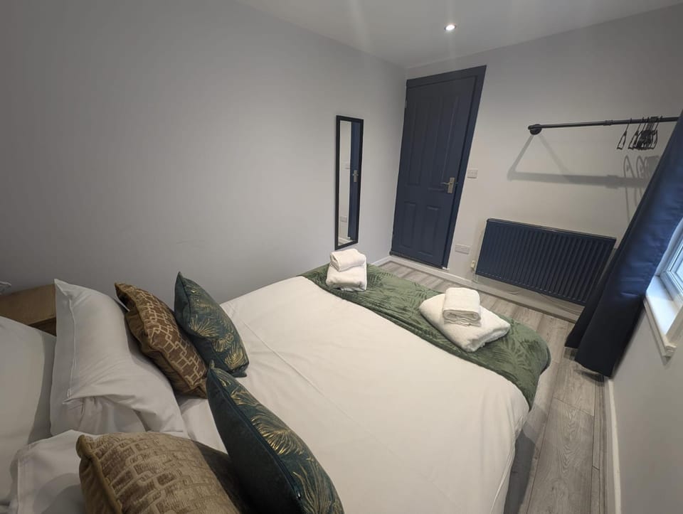 3Bed 2Bath house - Free Parking - Close to Everton & Liverpool FC- Managed by Chique Properties Ltd House in Liverpool