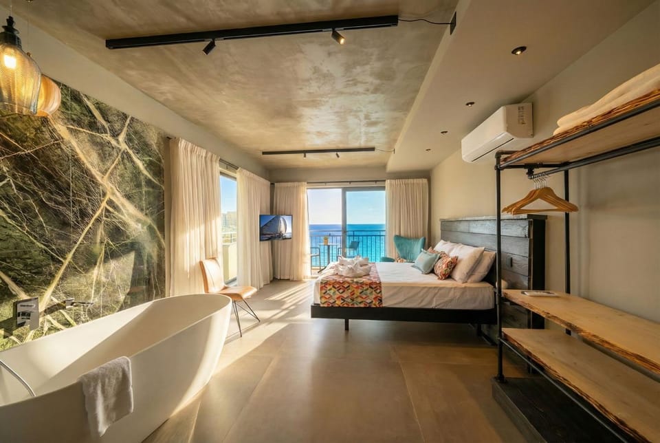 Bedroom, Bath