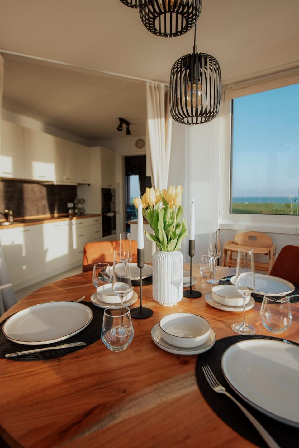 Kitchen or kitchenette, Dining area, Food, kitchen, kitchen